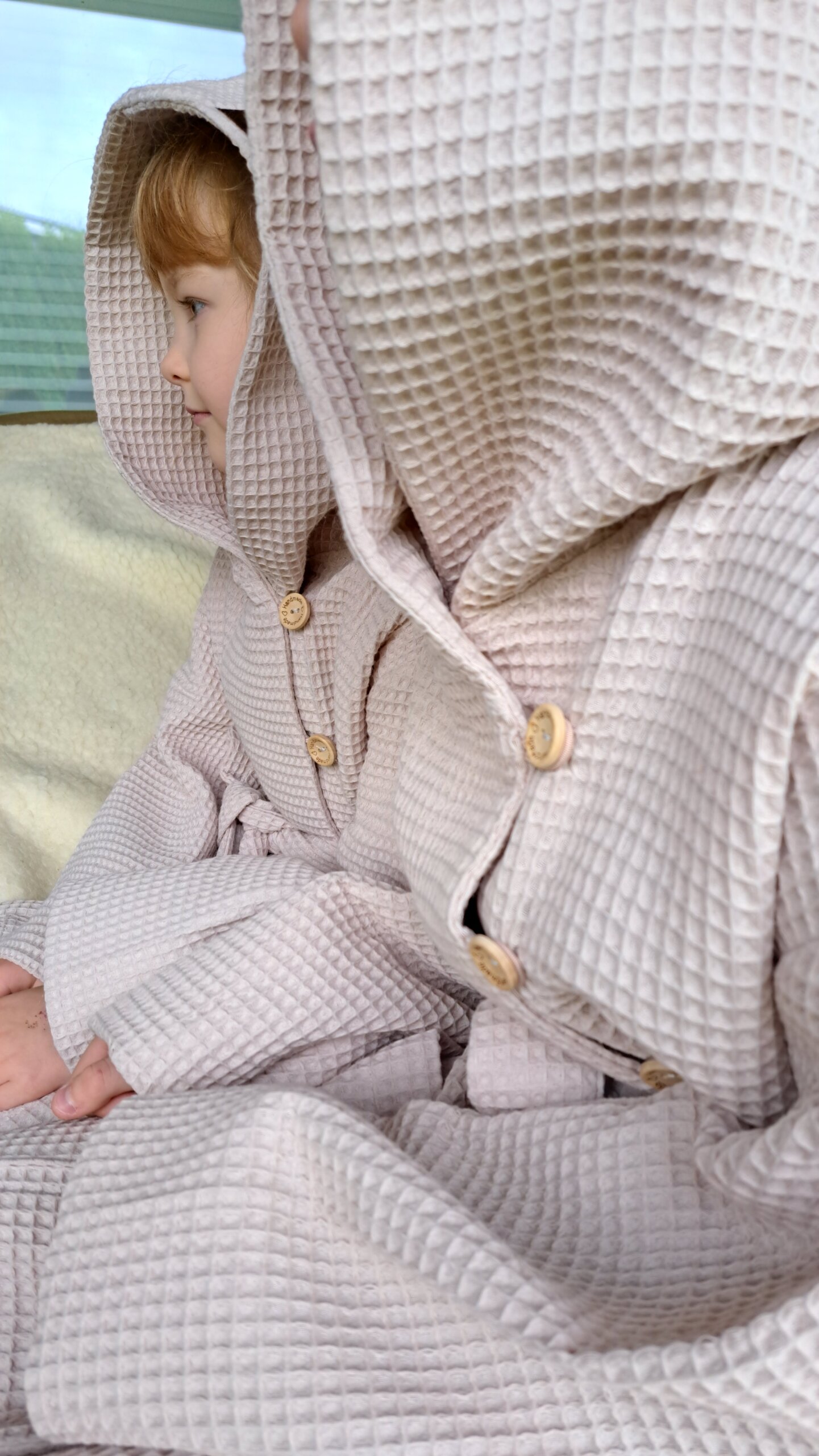 Children's bathrobe made of cotton waffle fabric - Image 2